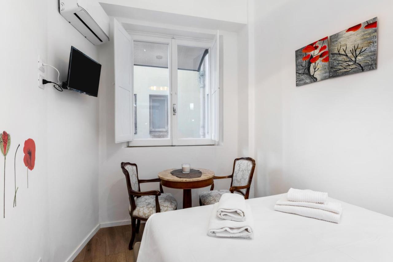 Room Fiore - Ponte Vecchio Mini Studio Флоренция Экстерьер фото